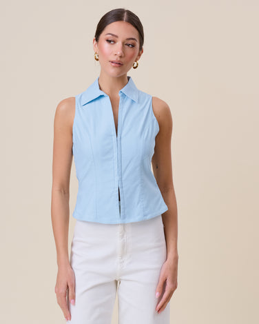 Hook & eye stretchy sleeveless top