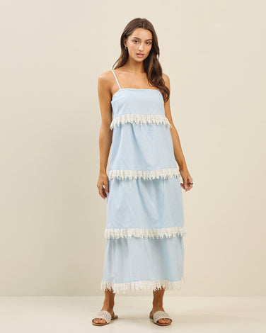 Lace trim tiered maxi dress