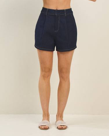 Pleated denim shorts