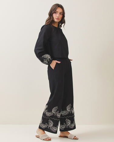 Embroidered top& pants set