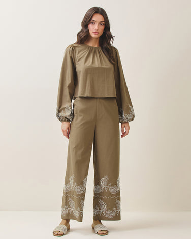 Embroidered top& pants set