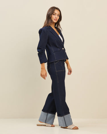 Denim jacket with pleated sleeves