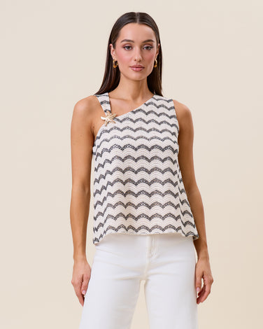 Asymmetric starfish top