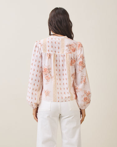 Floral v-neck long sleeve blouse