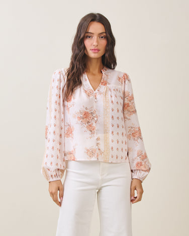 Floral v-neck long sleeve blouse