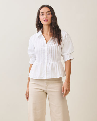Short sleeve pinktuck shirt