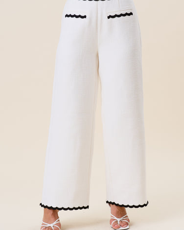 Contrast scalloped pants