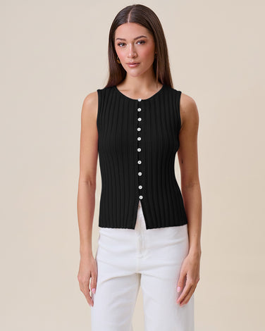 Button ribbed knit top