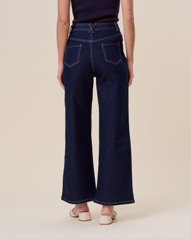Button stretch denim pants