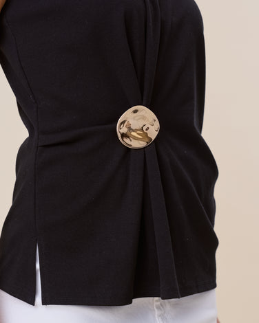 Gathered gold brooch top