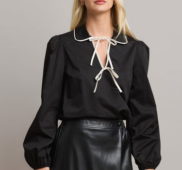 Contrast Bow Collar Blouse